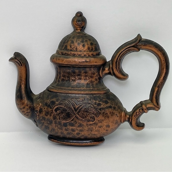 Vintage Retro Copper Dart Industries Tea Pot Wall Decor - Picture 4 of 8